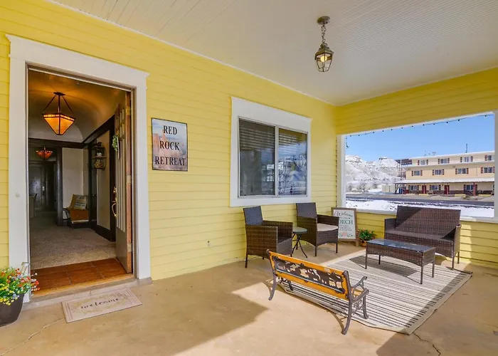 Beautiful Historic Home Near Bryce Canyon!